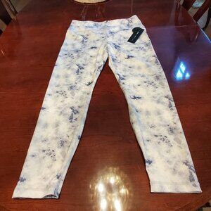 Yogalicious Lux High Rise Ankle Length leggings in Glass White Grey - XL